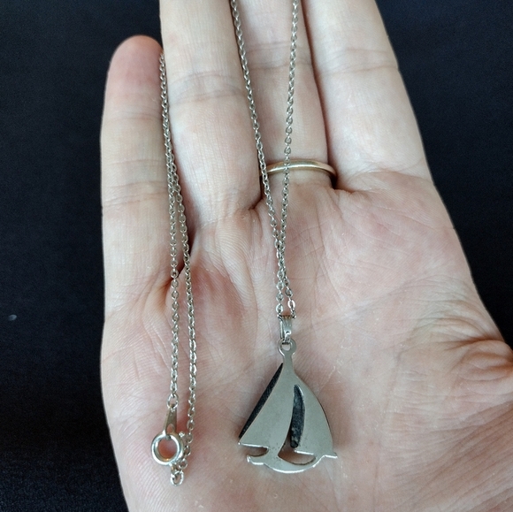 Abalone Sailboat Pendant Necklace - Picture 5 of 6
